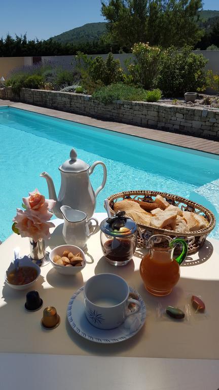 Lamanderie En Provence Bed and Breakfast Alleins Habitación foto