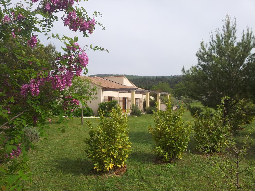 Lamanderie En Provence Bed and Breakfast Alleins Habitación foto